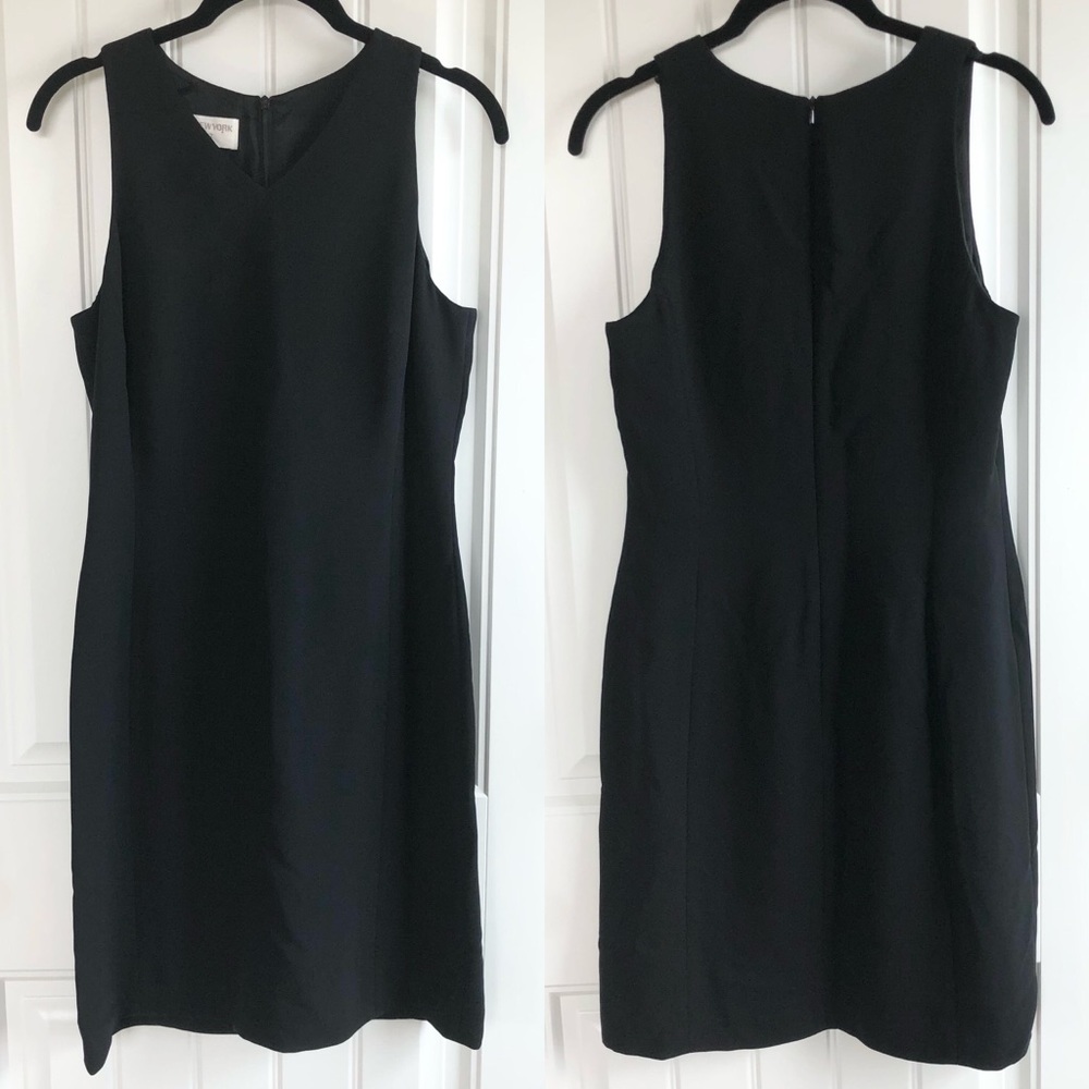 Jones New York chic black curvy dress size 6